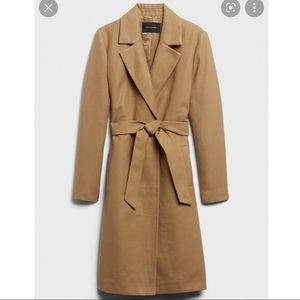 Like New! Banana Republic Petite Twill Tench Coat